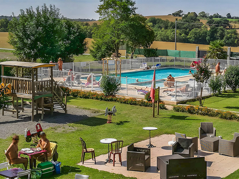 l esprit du naturisme dans notre camping en occitanie